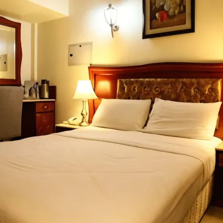 Saffron Hotel