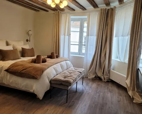 Tresors de Sens Hotels in Sens
