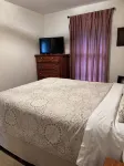 Duplex in the country ten minutes from Frankenmuth-Betty’s Birch Run Road Place. - WiFi