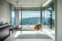 Casa de São Lourenço - Burel Panorama Hotel - Member of Design Hotels