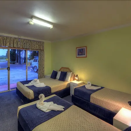 All Seasons Country Lodge