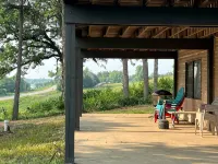 Beautiful house on Lake Rathbun with in-ground pool & 50-amp camper hookup - 3 tähden