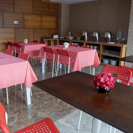 Benhas Hotel