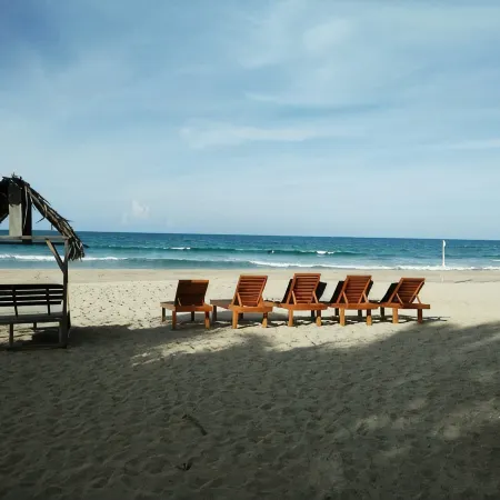 Ceylon Antheia Beach Resort