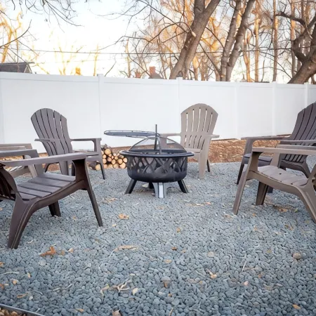 Cozy Retreat | Walk to Unc | Free Cruiser Bikes