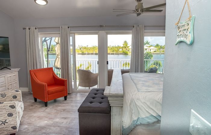 Beautiful Island Paradise on the canal