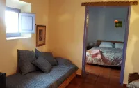 Peacefully located romantic apartment Sierraymar - Balkoner