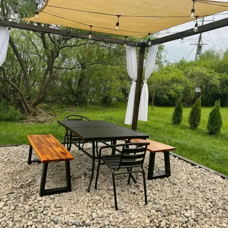 Cozy 2BR Mid-Century Townhouse w/Parking Near Downtown Ann Arbor & The Big House