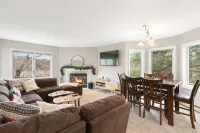 Mount Snow Condo: 4 min Walk to Sundance Lift (High Speed - 6 Seat) - 3성급