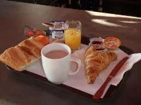 Brit Hotel Essentiel Albi Parc des Expos - breakfast