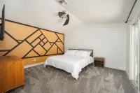Simple Home for Work or Travel