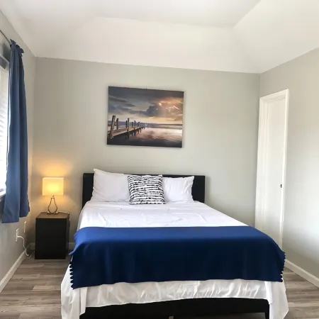 Central Frisco-Full renovated cozy&nice half duplex 3bed|2bath free wifi&parking