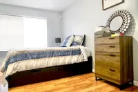 Lovely Loft Near NYC, EWR &American Dream Mall - Condos