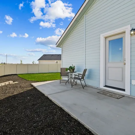 Chic 3BR near Wineries, Lake Lowell & C of I - Ideal for Hiking & Relaxing!