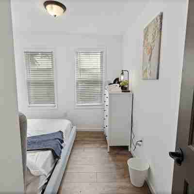 3 Bedroom Retreat Steps from the AC Boardwalk! Unbeatable Location!! Rooms