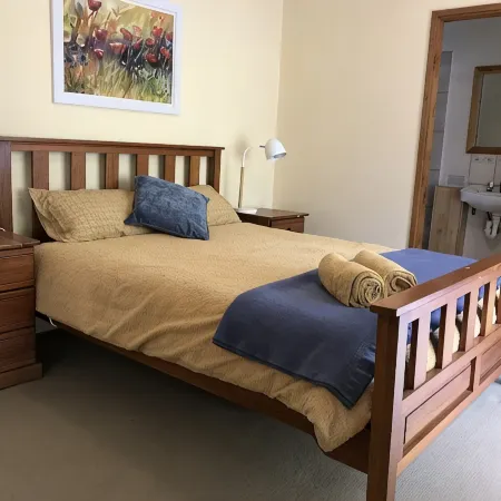 Cosy 3 bedroom house at the base of Mount Buller
