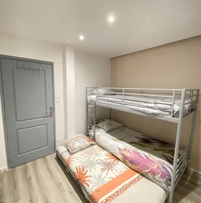 Les Cèdres