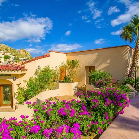 Luxurious Villa Los Amigos with 4 bedrooms, private pool and hot tub