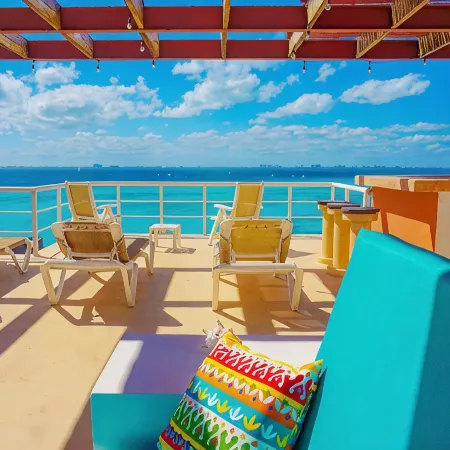 Oceanview Isla Mujeres Villa - Private Pool, Steps from Snorkeling, & Skybar