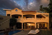 9 Br Luxury Oceanfront Villa South End of Jaco Beach, Nicest Part of Jaco Beach! - gimnasio