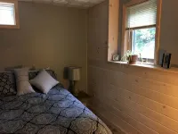 Quiet, Comfy Guest Quarters Just Three Miles from Freeport! and Only One Unit! - 3 étoiles