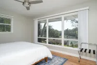Gorgeous Kingsport Lakehouse With Huge Two-Story Screened In Porch! - 4-Star
