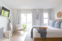 The Blue Palm at Inlet Beach • Steps to Beach & Pool • King Bed • 30A Florida