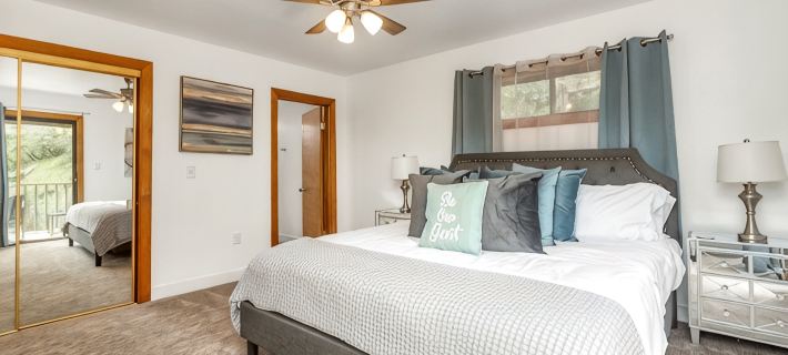 Bass Lake House|Boat Slip|BBQ| Fire Pit |3/2 Hotels in Madera County