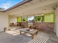 Mid-Mod Storybook Ranch Near Fig Garden Village - 4 stjerner