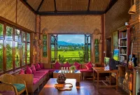 Mr Charles River View Lodge - Homestays