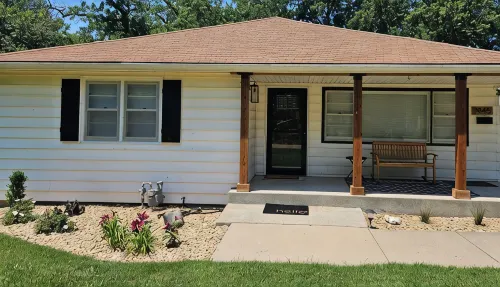 Quiet Centrally Located Close to Wasburn Private Drive - 4-Star