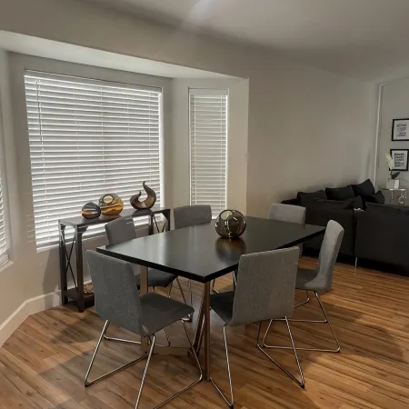 Charming 3-bedroom house in Surprise with AC and WiFi