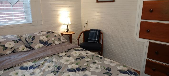 River's Edge Cabin - Swim - Kayak - Fish From Your Backyard !!!! Отели в г. Мейкон