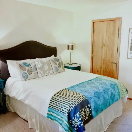 Cute kid-friendly condo next to Dollar Mountain
