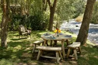 Luxurious Riverfront Cabin on the Frying Pan River - 1 block to Basalt - Wi-Fi