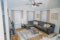 Renovated Home in McCalla/Bessemer - Wi-Fi
