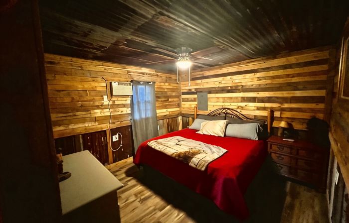 Hat & Star Ranch - One of a kind Get Away