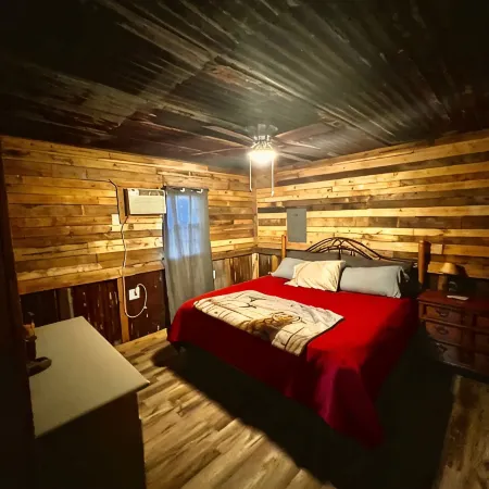 Hat & Star Ranch - One of a kind Get Away