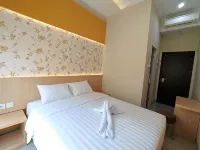 GRIYA INDAH SARI - parkir