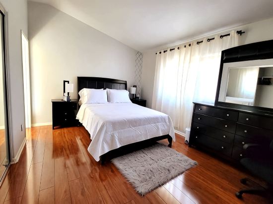 Cheerful 4 bedroom