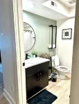 Cozy 1-bedroom condo with WiFi, AC in downtown Clarksville - balcony