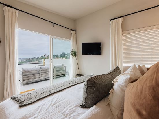 Brand NEW4BR, Views, Family Friendly