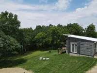 Quiet countryside shipping container home. Relax or enjoy outdoor recreation - 3-Sterne