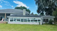 Cozy Lake Front Cottage - de charme