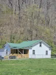 Spacious riding retreat 4 BR Outlaw House/ ATV Riding 10beds-Large Parking - 2-Star