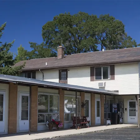 Adoba® Inn & Suites