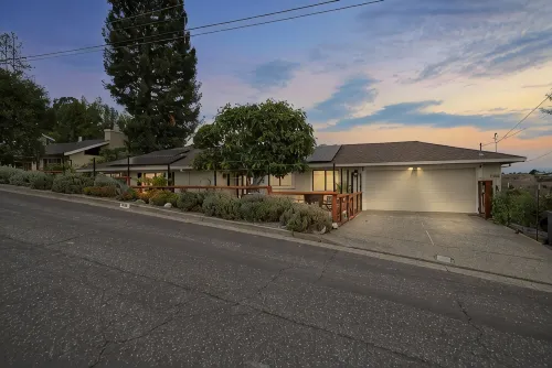 Magnificent Canyon View, Huge Deck, Outdoor Dining - Wifi