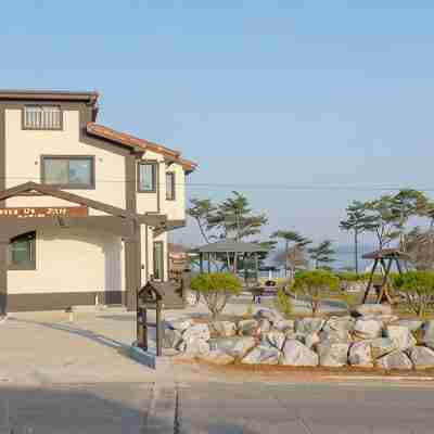 Seosan Woongdo Story Pension Hotel Exterior