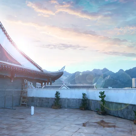 Lijiang Inn