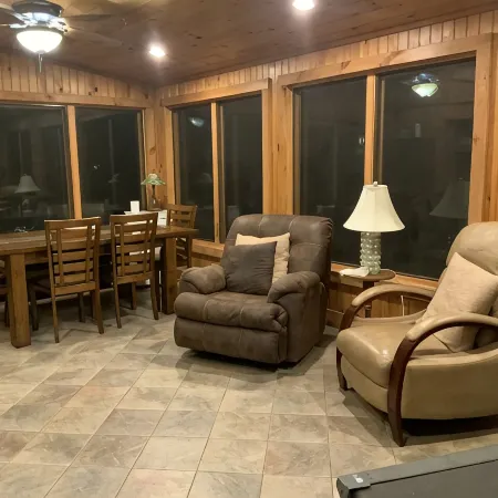 Cabin by the Creek  Sleeps 8 on 3 Beautiful acres - Close to town and activities